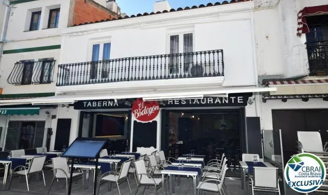 Local Restaurante en el centro de Roses - foto 2