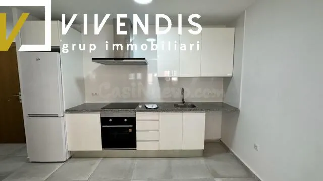 APARTAMENTO EN VENTA - ZONA ESCORXADOR - foto 2