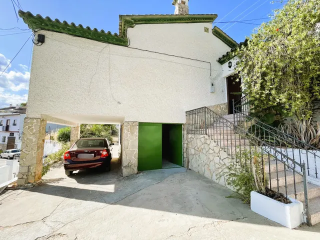 Casa con parcela en Setenil de las Bodegas, cerca del casco  - foto 3