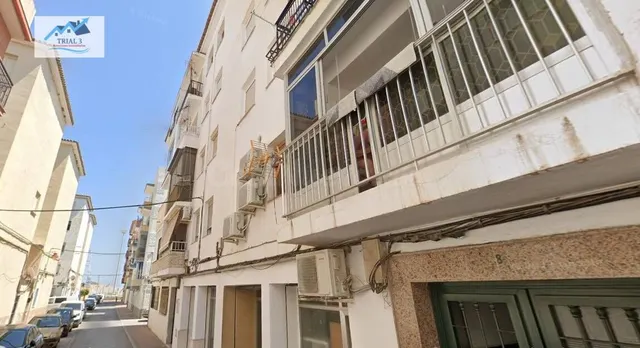 Venta de Piso en Motril, Granada.