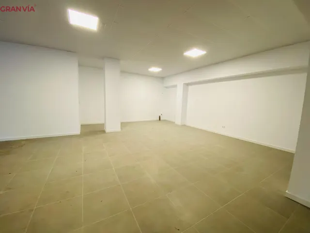 Local en venta en Cascajos — 6