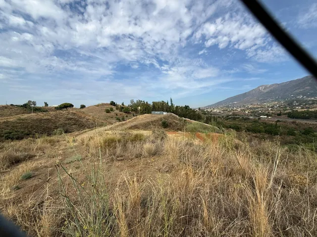 se vende terreno rustico con casa de apero en el hornillo mijas — 6