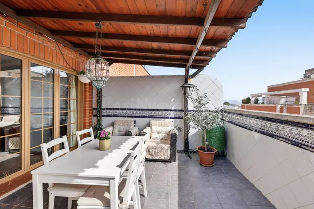 Ático de 141 m2 con espectacular terraza, garaje y trastero en Benifaió — 7