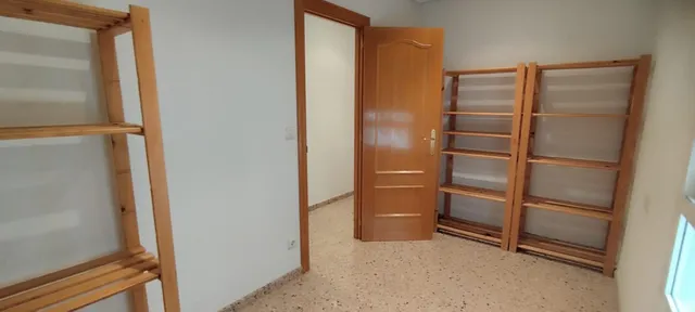 PISO SEMINUEVO EN ZONA TOSCAR CON GARAJE — 27