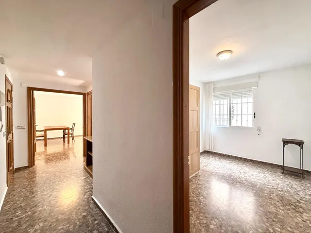 Piso de 4 habitaciones en alquiler en Torrent — 19