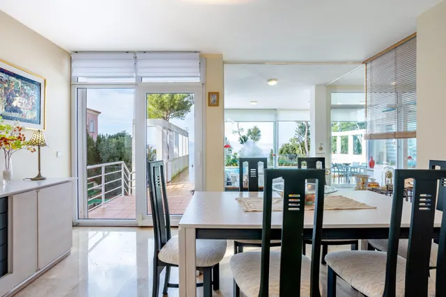 Villa junto al acantilado en Bahia Azul — 21