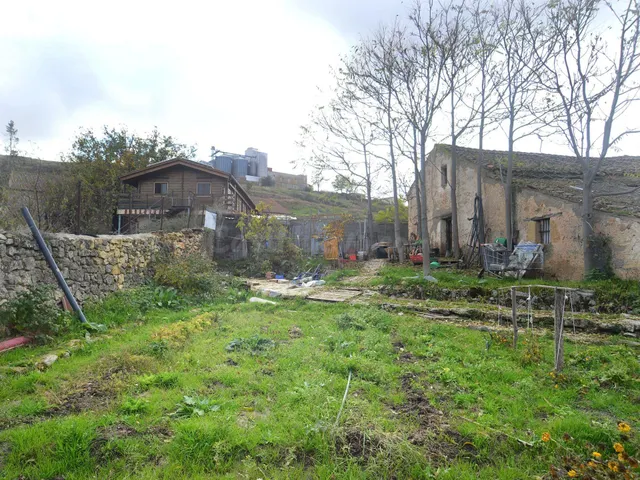 Finca Urbana en Bernuy - foto 3