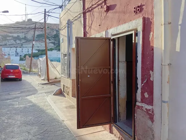Se vende piso en la localidad de Almería — 2