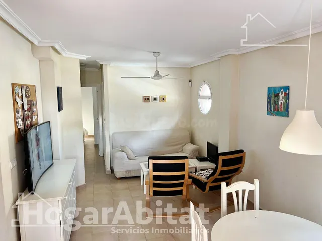 Bonito bajo, acogedor y lleno de luz natural en residencial con piscina y terraza — 5