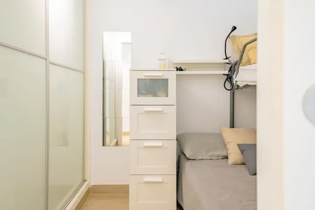 Apartamento reformado de un dormitorio en primera línea de playa en El Perellonet — 32