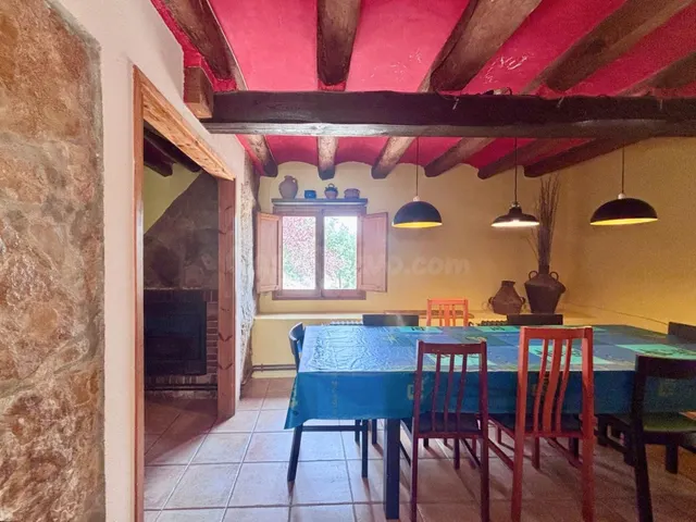 Masía catalana con encanto en entorno natural, lista para entrar a vivir o invertir como alojamiento rural — 26