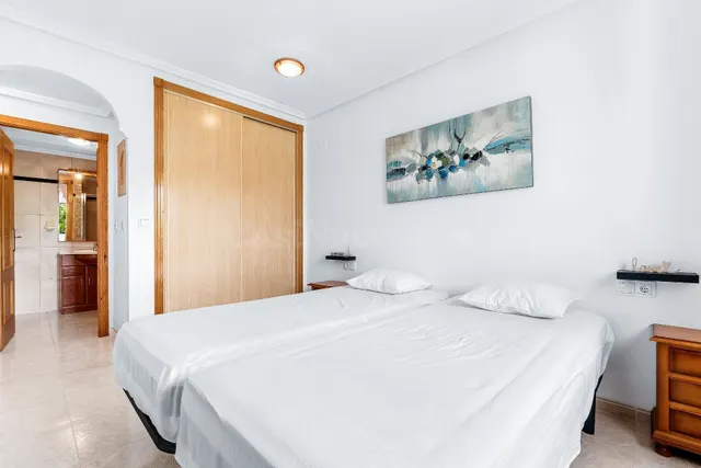 Apartamento de 2 dormitorios 2 baños en playa flamenca (orihuela costa) — 20