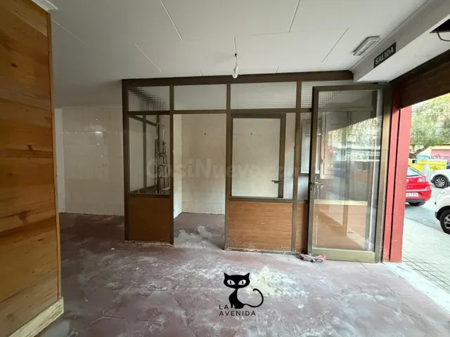 LOCAL COMERCIAL DE 137 m2 FRENTE A PARQUE | BENETÚSSER - foto 4