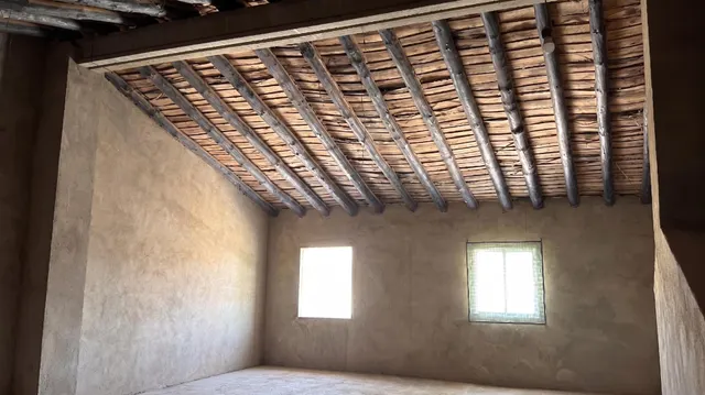 ¡gran oportunidad en Beas! auténtica casa de pueblo con entrada y salida a dos calles ✨ — 25