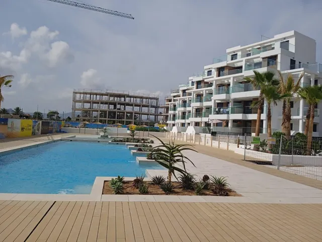 Ático de 3 dormitorios con vistas al mar en Denia — 14