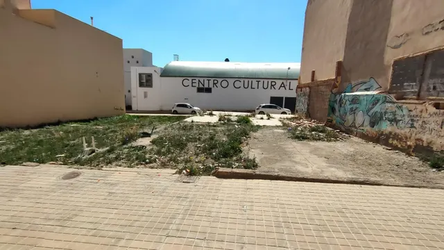Parcela urbana en Santa María del Águila - foto 2