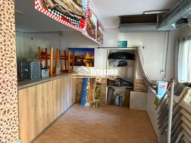 SE  VENDE  piso en planta baja  COMERCIAL  PISO BAJO 100% FINANCIACION . — 3