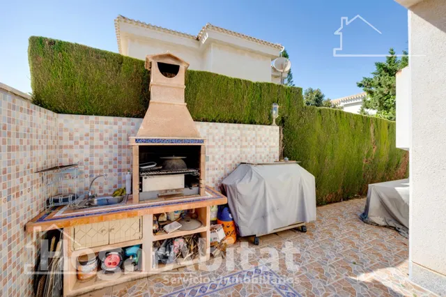MAGNIFICO CHALET CON PISCINA, GARAJE, TERRAZA Y BARBACOA — 24