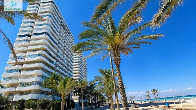 EXCLUSIVA VIVIENDA EN PRIMERA LÍNEA DE LA PLAYA DE SAN JUAN, CON JACUZZI Y VISTAS FRONTALES AL MAR — 49
