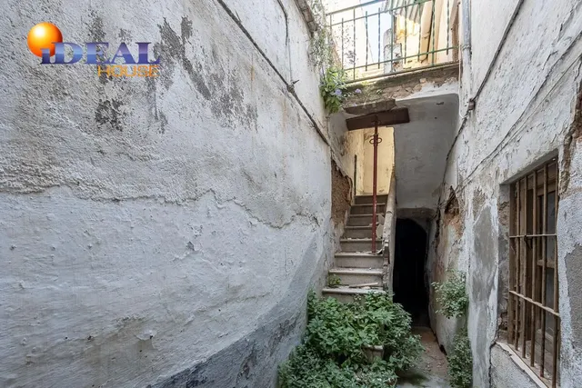 CASA 640 M2 EN CARRETERA DE MURCIA, ALBAYCIN. — 31