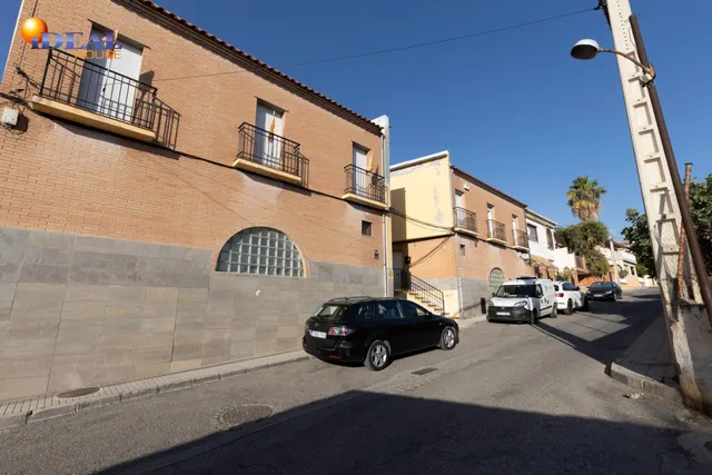 Vivienda unifamiliar adosada junto a polideportivo de Gójar — 41