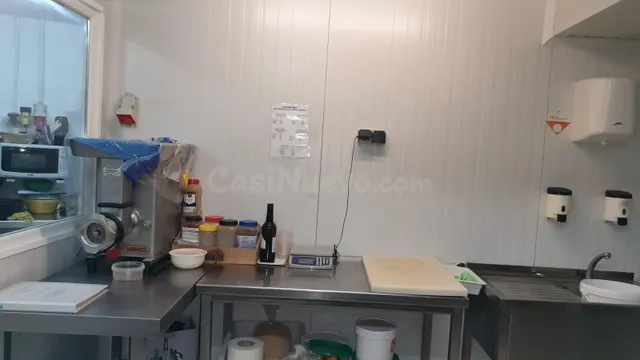 Oportunidad única. apto para pizzerias o comida preparada - foto 5