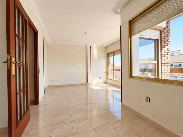 VIVIENDA CON ASCENSOR EN CAMPOAMOR - foto 3