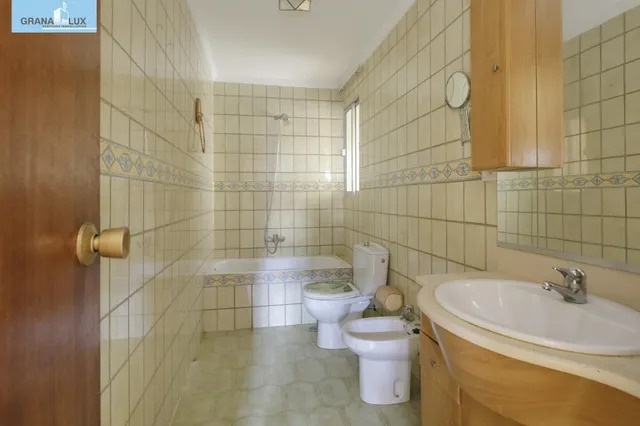 CHALET INDEPENDIENTE CON GRAN POTENCIAL DE EDIFICACIÓN EN CENES DE LA VEGA — 32