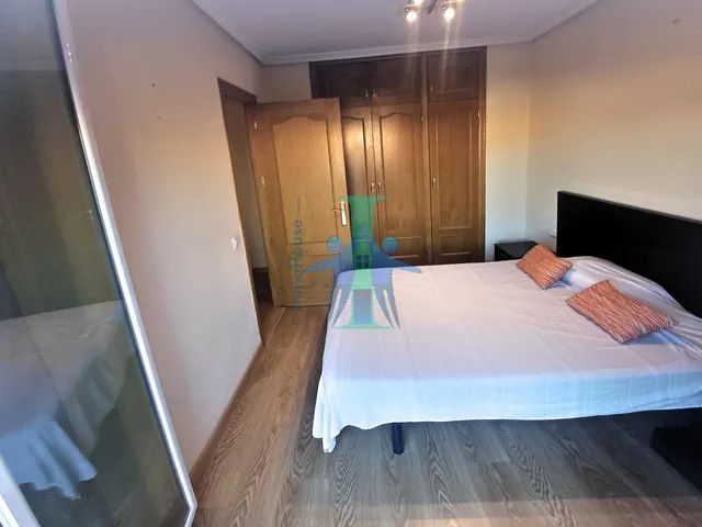 Inmohouse vende en exclusiva ático duplex y local con vado en zona carretas ref: o191 — 7