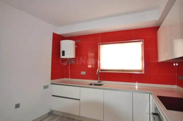 Apartamento reformado con plaza de parking y trastero en Arr - foto 2