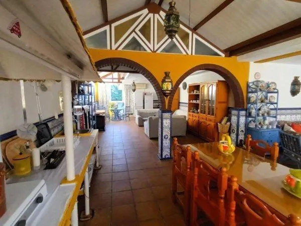 Exclusivo chalet en la prestigiosa zona de El Brillante. — 9