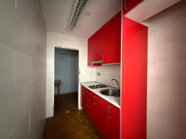 Piso con piscina a 700 m de la playa y a un paso del centro de Roda de Berà — 8