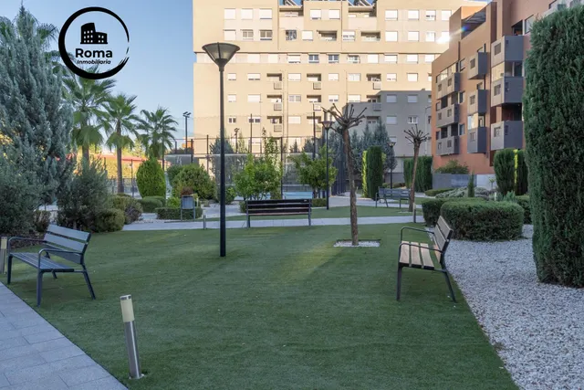 Moderno Apartamento Nuevo en el Campus de la Salud - Granada — 34