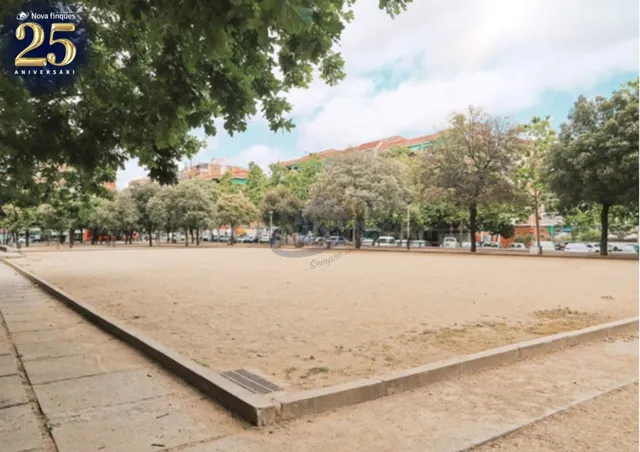 Restaurante listo para trabajar junto al parc europa de Barberà del Vallès — 35