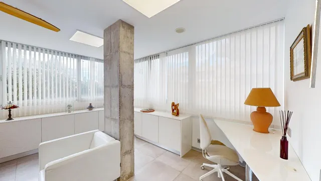 Piso en venta en Marbella centro con licencia turística, en residencial con piscina. — 8
