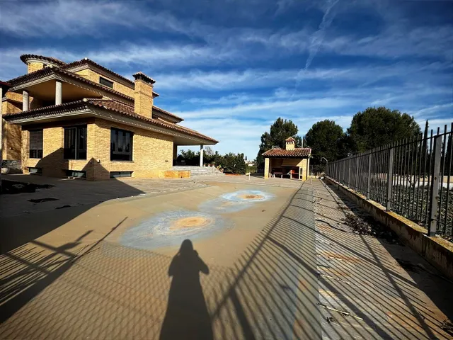 Exclusivo Chalet en Casillas - Espacio y Comodidad a Tu Alcance — 4
