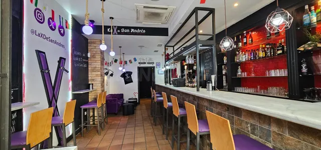 Traspaso Bar-Cafetería junto al Retiro | Salida de Humos | L - foto 4