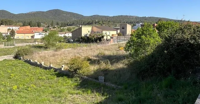 ¡FINQUES BAIXADOR PRESENTA ESTE SOLAR PARA LA CONSTRUCCIÓN D