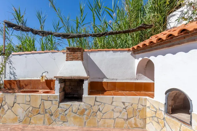 CASA CORTIJO EN MOTRIL. SITUADA A 2,5 KM DE LA PLAYA — 7