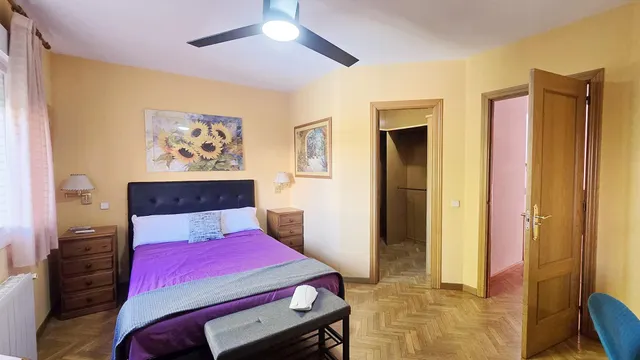 Alquiler de habitaciones por temporada en chalet con piscina de Villanueva de la Cañada (Madrid). — 20