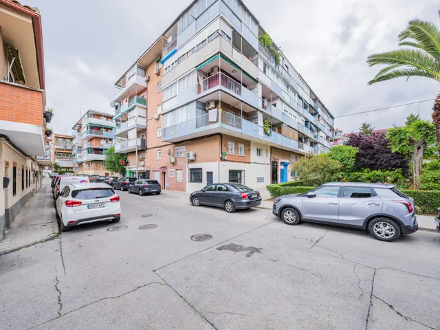 LUMINOSA VIVIENDA A ESTRENAR DE DOS PLANTAS EN COSLADA — 36
