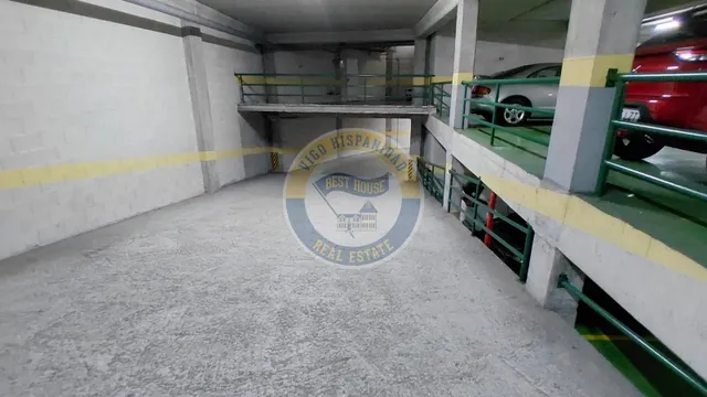 Plaza de garaje en hispanidad y nazario gonzalez — 19