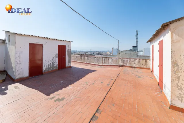 PISO EN PLENO CENTRO JUNTO RECOGIDAS — 21