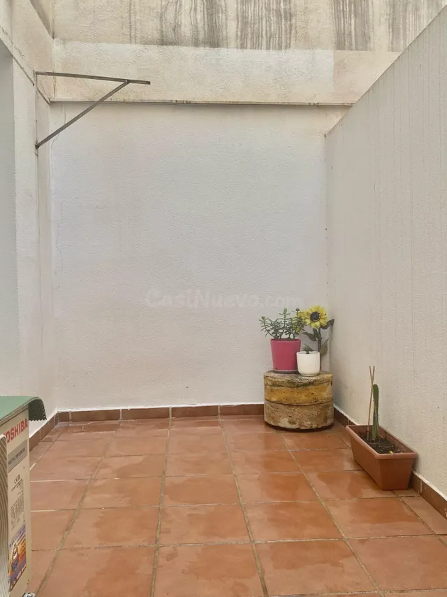 SE ALQUILA PISO EN GRANADA IDEAL PARA ESTUDIANTES - foto 2