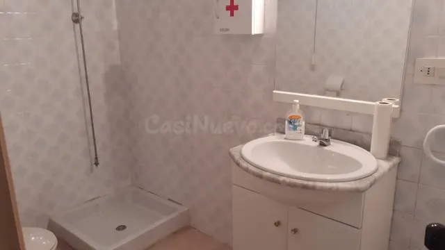 EN VENTA ENTREPLANTA COMERCIAL EN ELDA — 5
