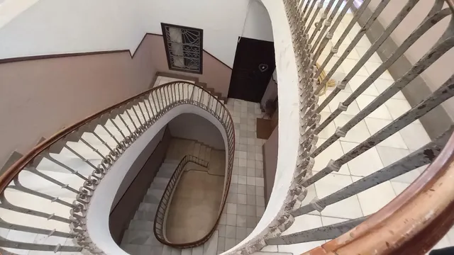 En la calle del Aire, encantador piso que conserva su esencia original — 10