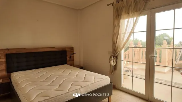 Casa 5 habitaciones 299m² en venta - Doña Pepa — 28