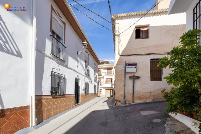 Encantadora casa con patio en Murchas, Valle de Lecrín (Granada) — 2