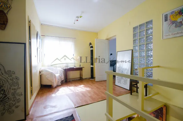 Ref. 04404.- Chalet independiente en urbanización Monte Horquera (Vilamarxant) — 28
