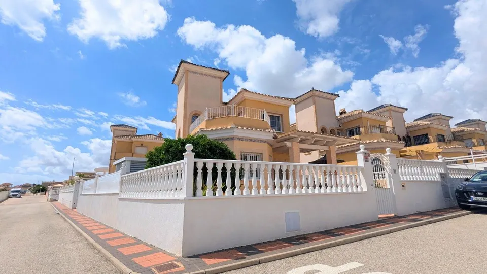 Chalet 3 habitaciones 124m² en venta - Costa blanca sur